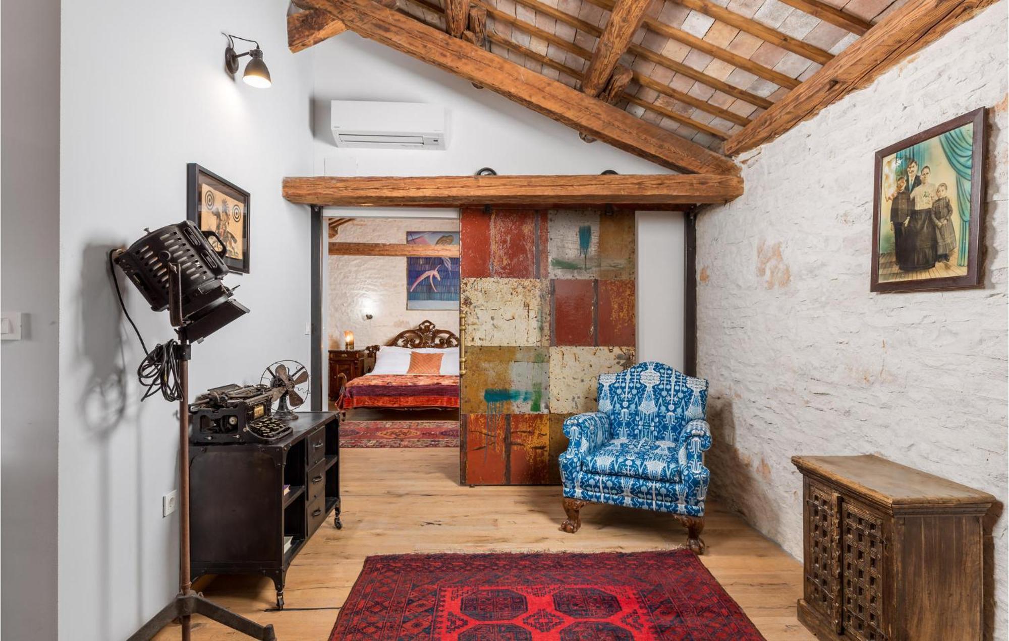 Amazing Home In Foli With Kitchen Dış mekan fotoğraf