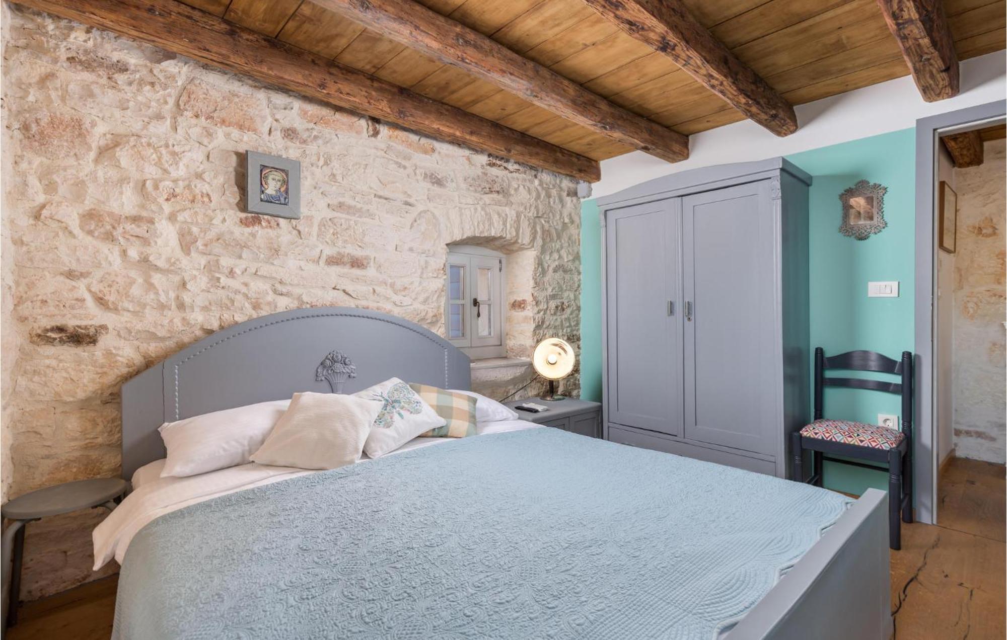 Amazing Home In Foli With Kitchen Dış mekan fotoğraf