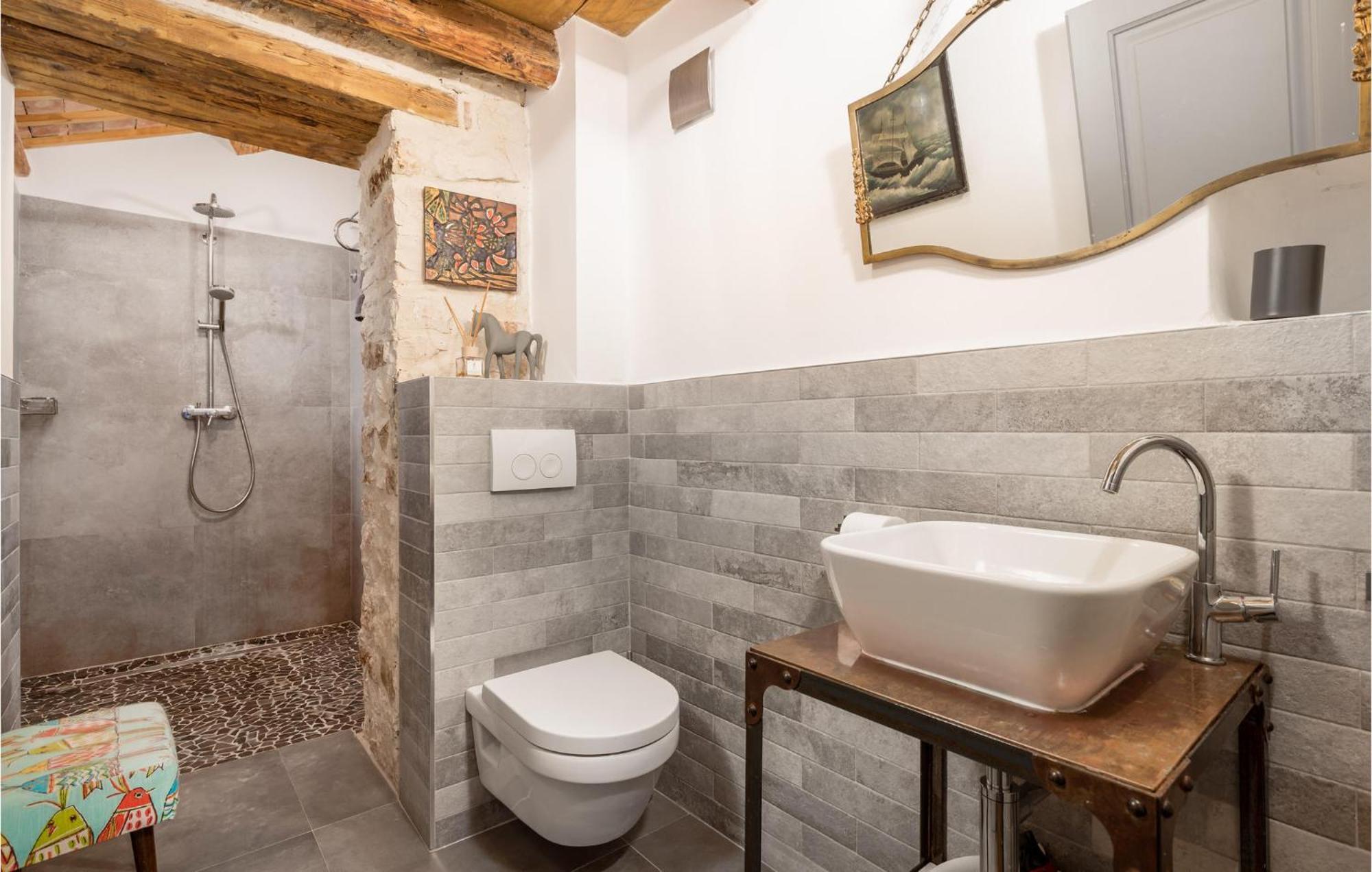 Amazing Home In Foli With Kitchen Dış mekan fotoğraf
